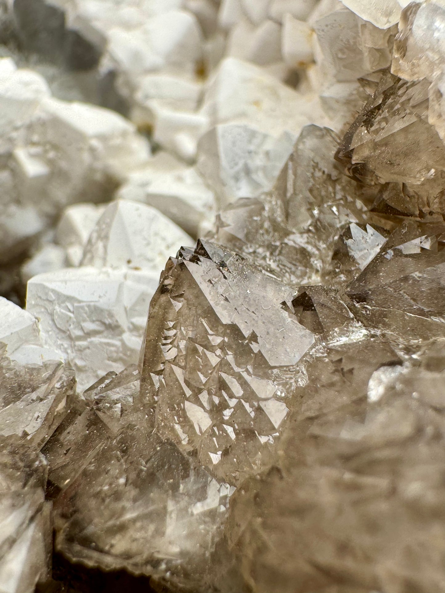 White Chalcedony Keokuk Geode with Dark Smoky Quartz. (Restored)